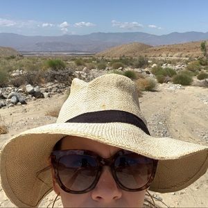 Meet your Posher, Kendra